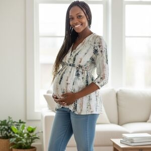 Liz Lange Cream and Teal  Abstract  Maternity Tunic